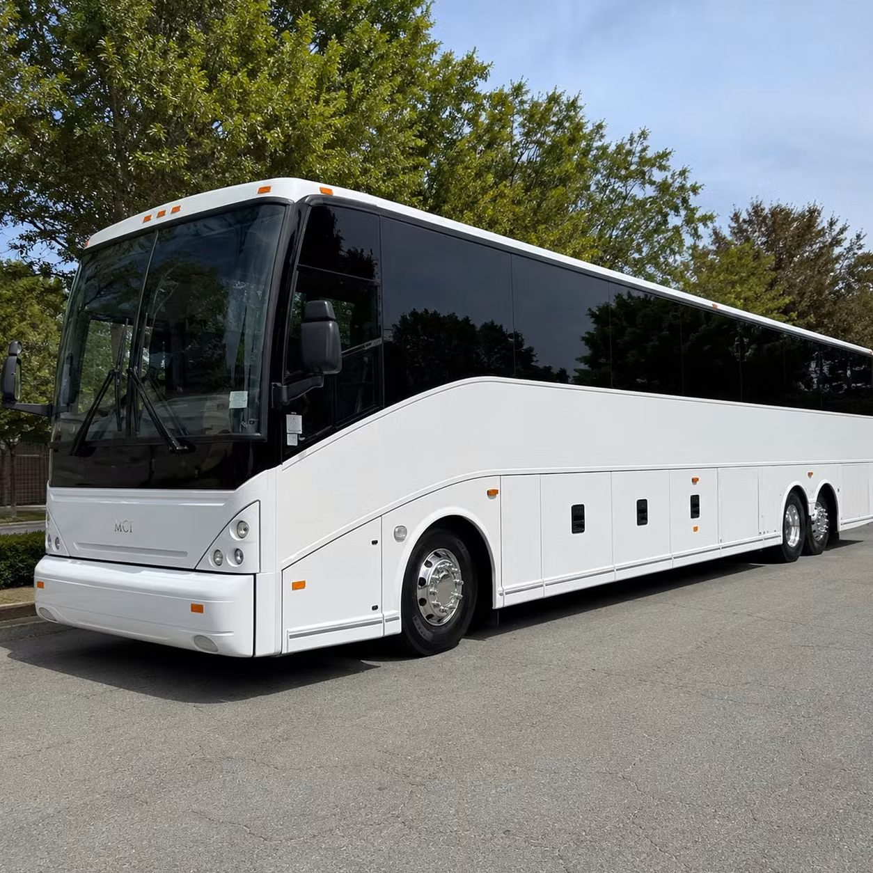 school field trip charter bus rentals in south gate